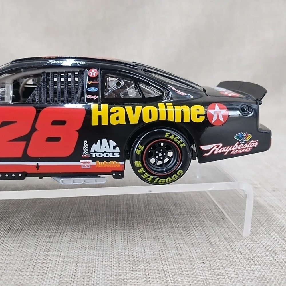 1:24 Action Diecast Nascar 1999 Kenny Irwin #28 Ford Taurus Texaco Mac Tools